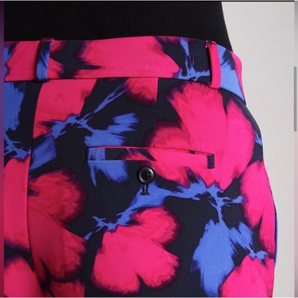 Banana Republic Avery Cropped Leg Floral Print Pants - Picture 4 of 8
